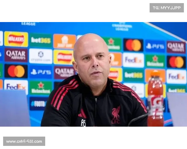 利物浦中场远藤航踝关节扭伤将缺阵6至10周，对阵桑德兰比赛中重伤离场